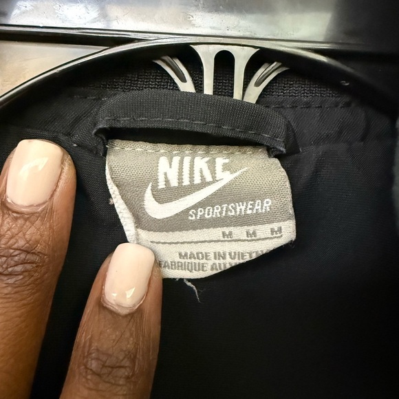 Nike Men's Black Jacket Size M - Picture 5 of 5